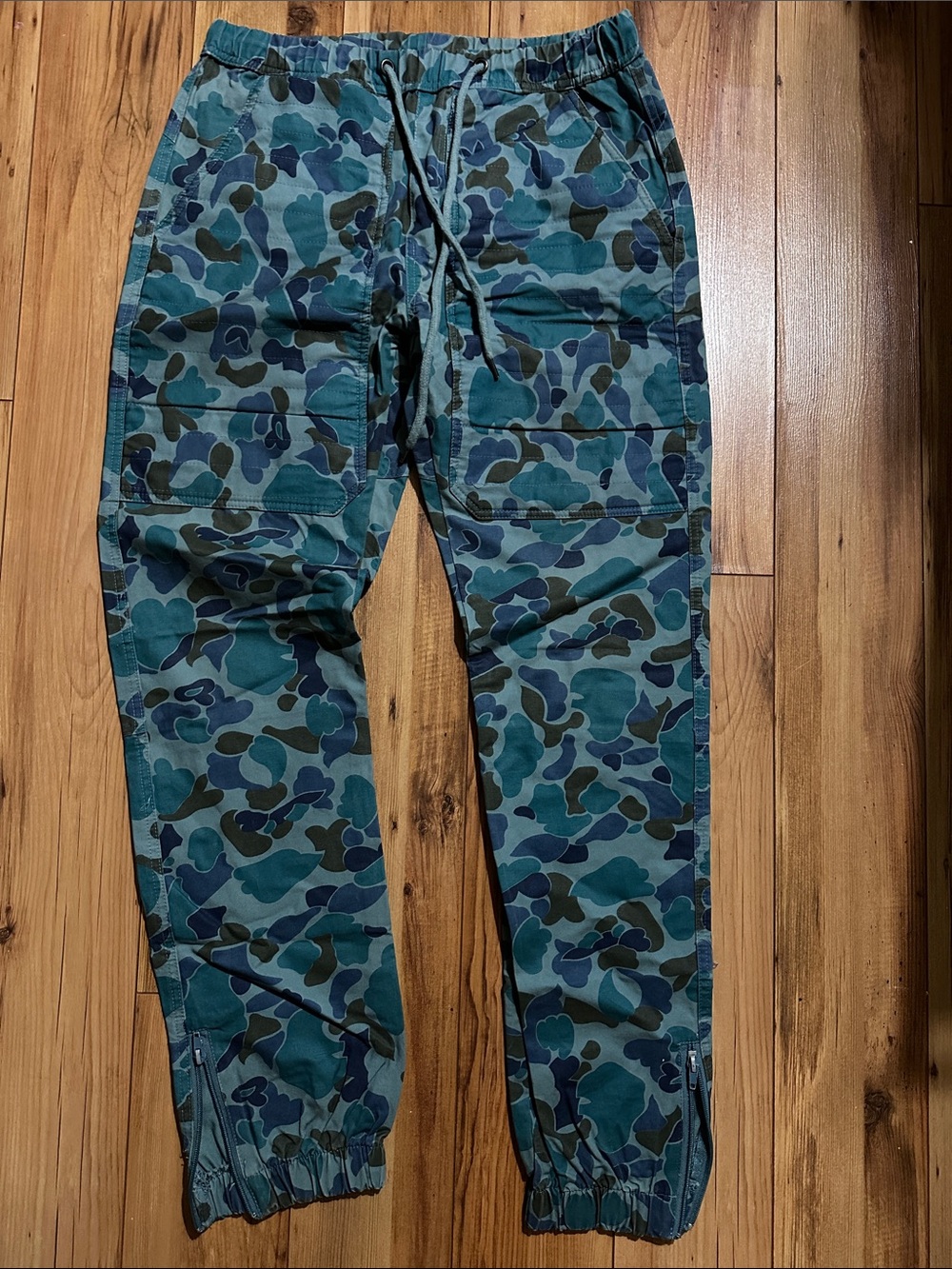 Men's Camouflage Cargo Jogger Pants - Blue Green Camo